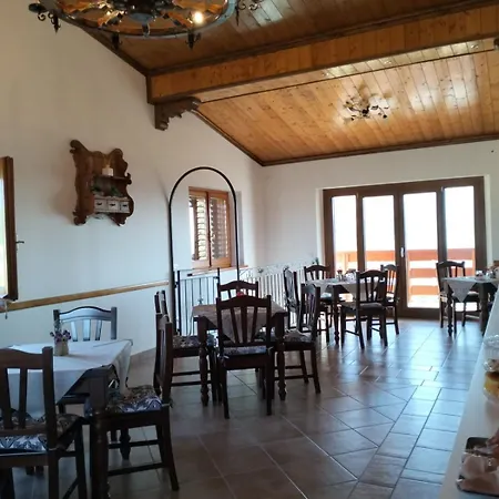 فندق مبيت وإفطار Il Castello 3*