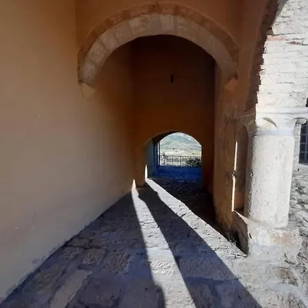 Il Castello فندق مبيت وإفطار