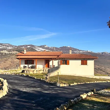 فندق مبيت وإفطار Il Castello 3*